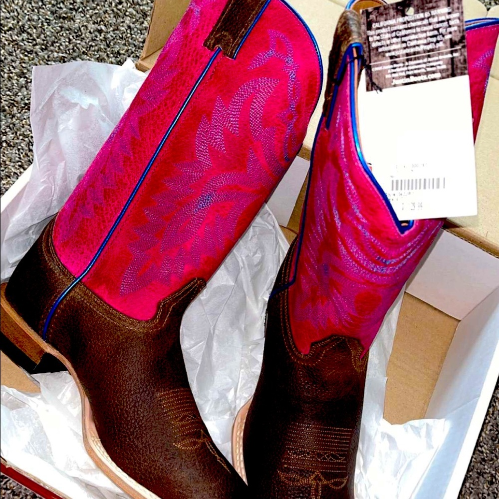 Kid’s size 6 pink/brown Justin boots